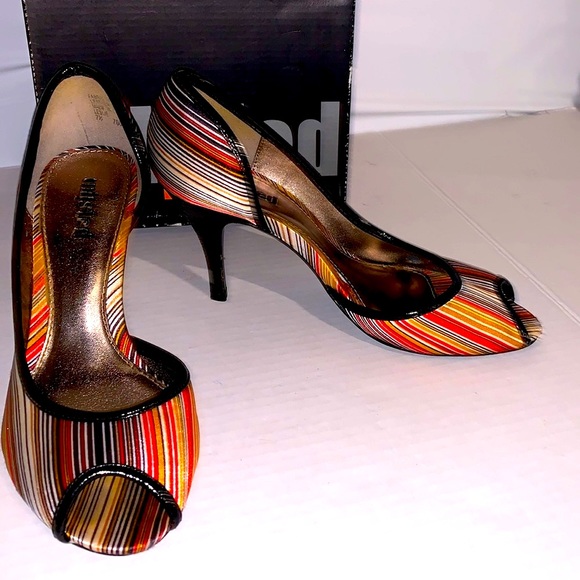 Unlisted Shoes - Unlisted Side Cutout Striped heals